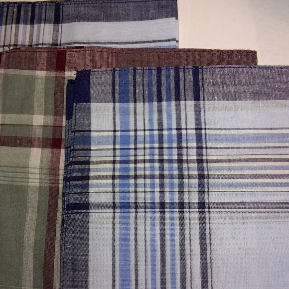 5 Mens Handkerchiefs! "The Dapper Choice!" Plaid - Picture 3 of 10